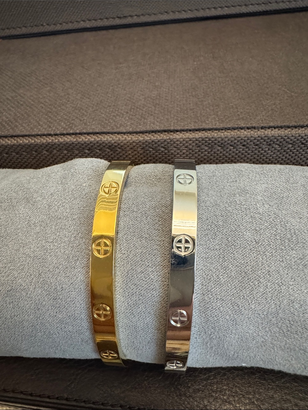 Metal Screw Accent Bangle Bracelet - Gold and Silver